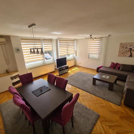 Walnut Apartment - Private Garage Sarajevo Exterior photo
