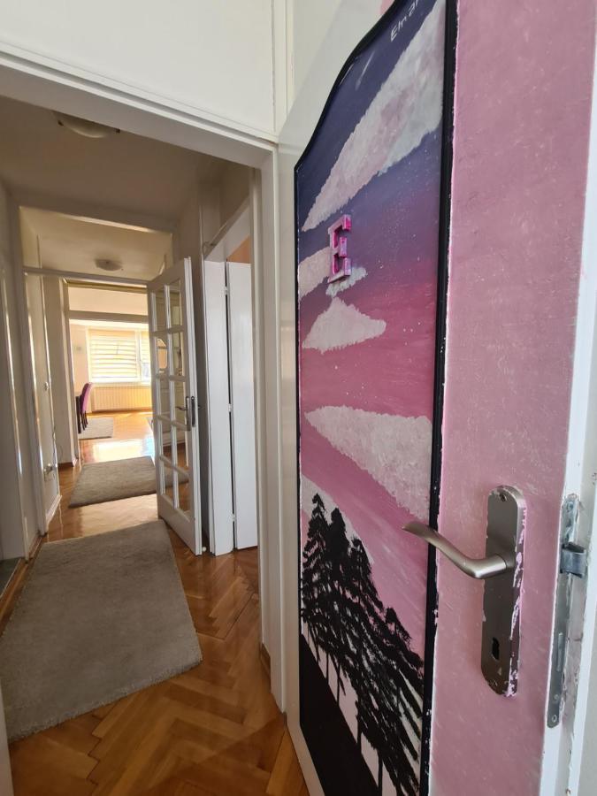 Walnut Apartment - Private Garage Sarajevo Exterior photo