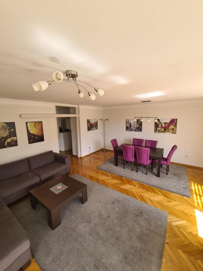Walnut Apartment - Private Garage Sarajevo Exterior photo